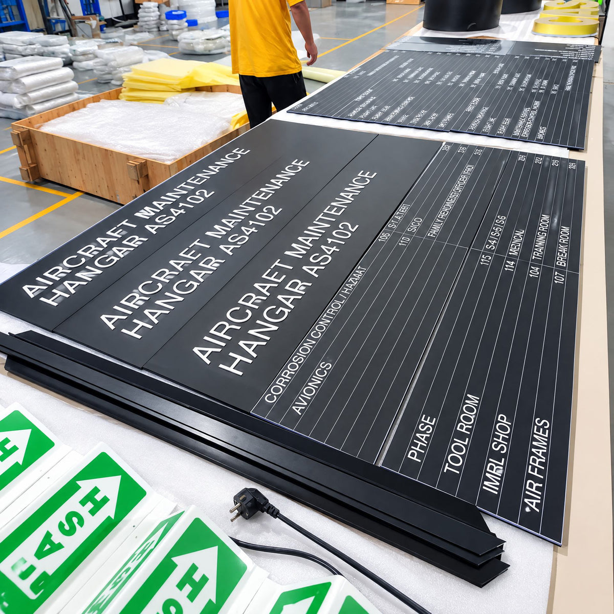 LC-DWS02 · Wayfinding Directional & Informational Signs